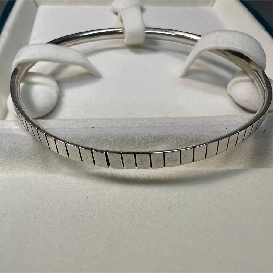 Woman's Sterling Silver Bangle