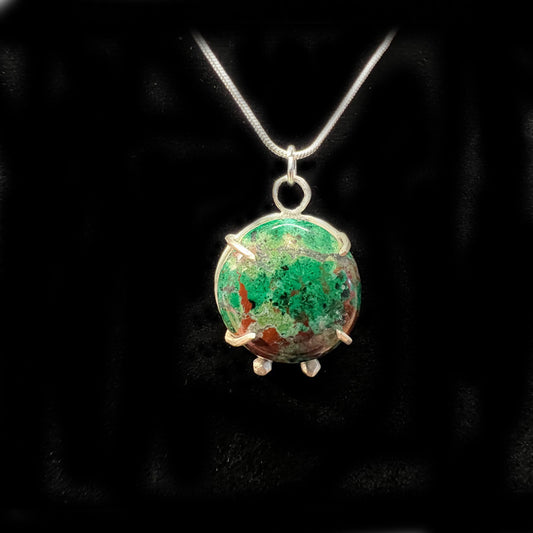 Green turquoise claw necklace